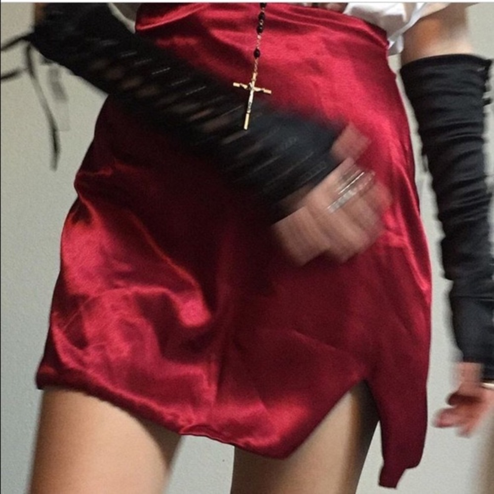 O-mighty red silk kitten skirt o mighty medium